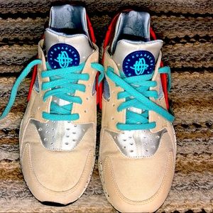 Men Nike Air Huarache size10
